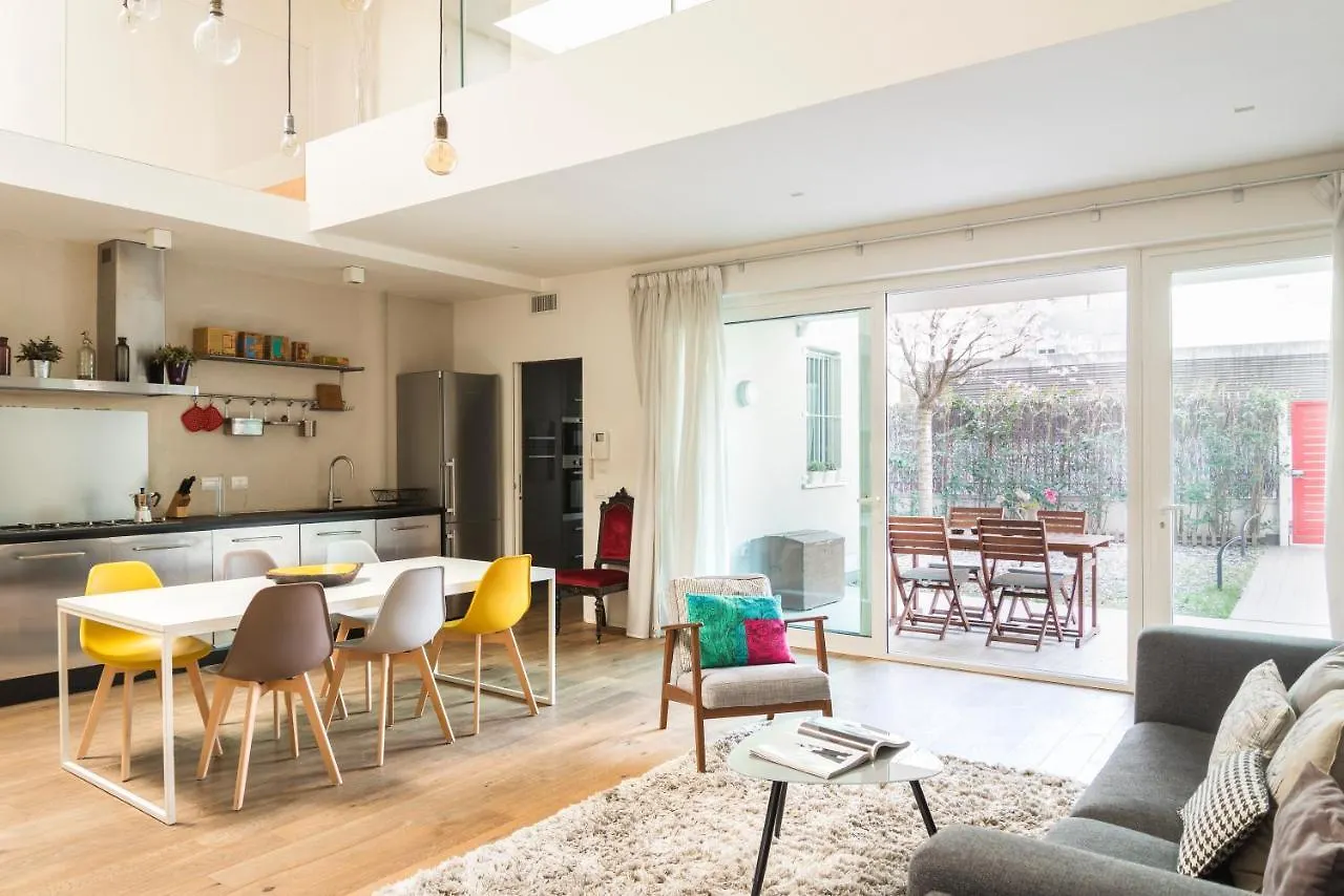 Milano Stylish Central Loft איטליה