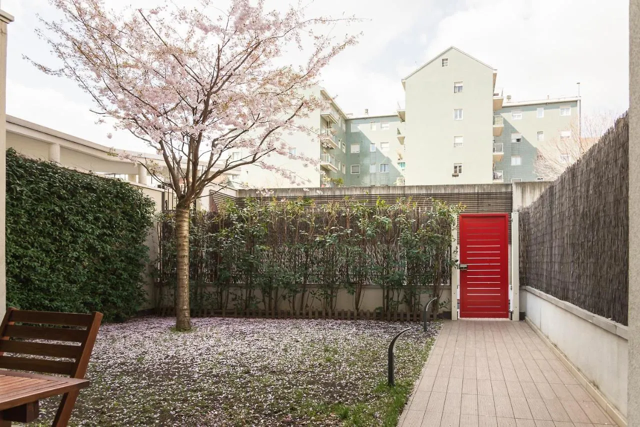 Milano Stylish Central Loft 0*, Milaan