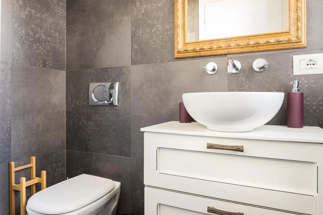 Milano Stylish Central Loft 0*, Milaan Italië